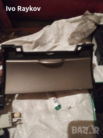 Пепелник за Toyota Corolla , 2008г