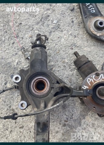 Citroen c4 picasso 2009 година предни главини и носачи, снимка 3 - Части - 40535739