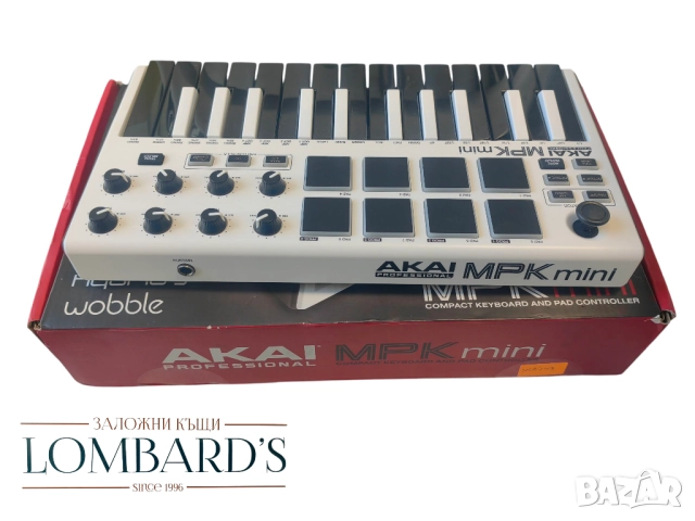 Контролер Akai Mini 2, Special Edition, снимка 3 - Ресийвъри, усилватели, смесителни пултове - 52221858