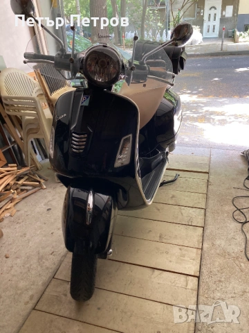 Vespa GTS 300 i.e. 2016г./20 000км ABS/ASR, снимка 2 - Мотоциклети и мототехника - 54097021