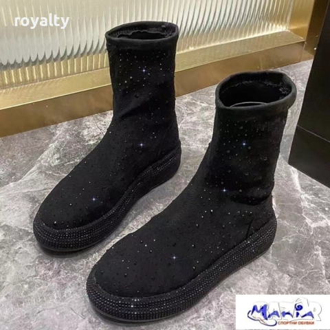 Черни дамски боти с камъни и ликра