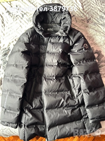 Продавам мъжко зимно яке