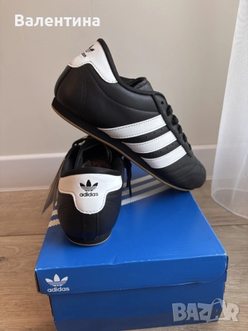 Маратонки adidas, снимка 3 - Маратонки - 56025687