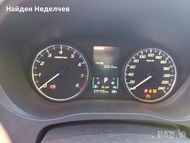 Mitsubishi Outlander 2.0i 4WD, Бензин/Газ 7 места, Данъчен кредит, Авто Каско, снимка 3 - Автомобили и джипове - 51572323