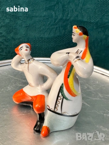 Съветски порцелан-Винтидж порцеланова статуетка – миниатюра на танцьори „Танц гопак“,  Полонски ЗХС,, снимка 4 - Антикварни и старинни предмети - 54017656