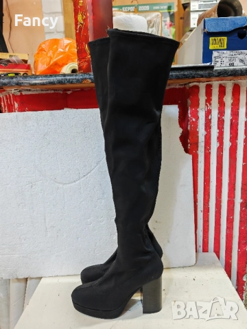 Дамски ботуши Bershka 37 номер , снимка 4 - Дамски ботуши - 52243936
