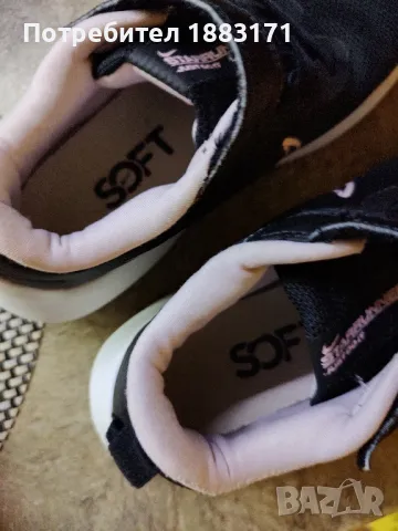 Детски маратонки Найк , снимка 2 - Детски маратонки - 48358374