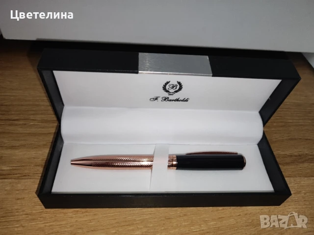 Метална химикалка OLIMP с медни акценти в кутия