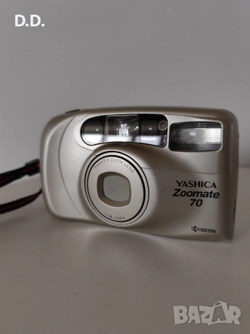 Лентов фотоапарат Yashica Zoomate 70