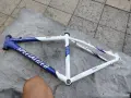 26 цола алуминиева рамка за велосипед колело с монтаж стержен 28.6. specialized , снимка 5