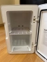 Мини хладилник AstroAI на 12V, снимка 8