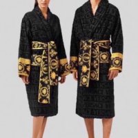Маркови мъжки и дамски халати 100 % Памук, снимка 2 - Пижами - 42747963