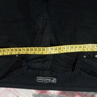 Черен панталон 30 размер, снимка 3 - Панталони - 40017303