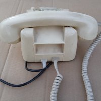 Стар телефон, снимка 3 - Други ценни предмети - 35507457