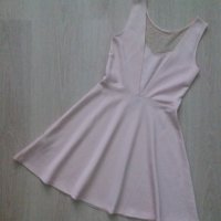 -20% Кукленска рокля в цвят розова пудра с дантела на деколтето и отворен гръб , снимка 3 - Рокли - 37637869
