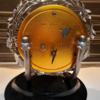 Стар механичен часовник-Маяк, снимка 9 - Антикварни и старинни предмети - 30991541