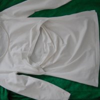 Дамска тениска блуза, размер М Л, снимка 1 - Тениски - 31894189