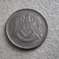 Монета . Сирия. 1 лира . 1994 г. , снимка 2 - Нумизматика и бонистика - 38647896