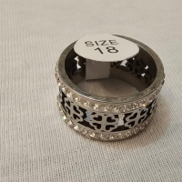 Стилен дамски пръстен от медицинска стомана Детелини с камъни цирконии Размери: 17,18,19, снимка 2 - Пръстени - 44640253