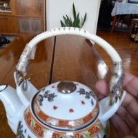 Стар порцеланов чайник, снимка 5 - Антикварни и старинни предмети - 40874284