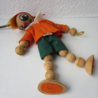 Пинокио дървена стара играчка, марионетка, Буратино на пружина, виси, снимка 2 - Антикварни и старинни предмети - 29741624
