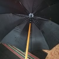 564 Класически автоматичен чадър за дъжд черен 16 ребра 98см, снимка 3 - Други - 37890307