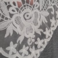 Рипсена блузка с дантела, снимка 4 - Блузи с дълъг ръкав и пуловери - 38230217