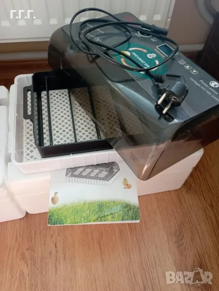 Два автоматични инкубатора на цената на един., снимка 1