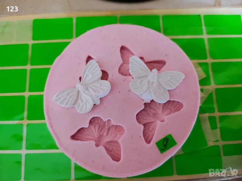 молд, снимка 1