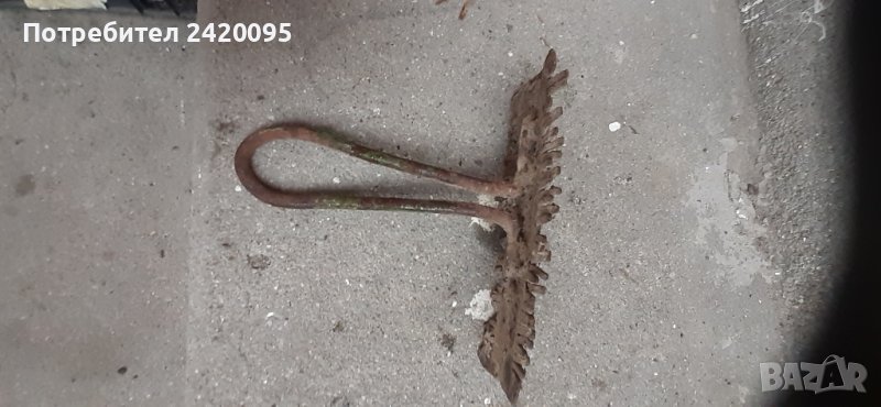 стар железен гребен -8лв, снимка 1