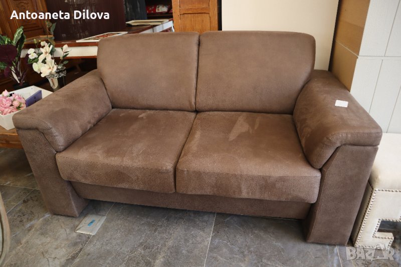 Двуместен кафяв диван, снимка 1