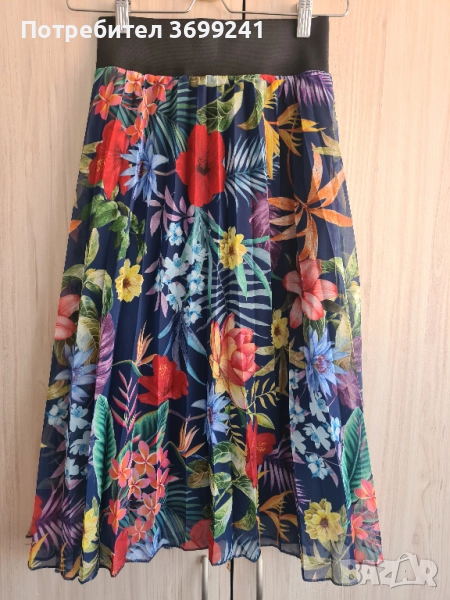 Шарена плисирана миди пола с ластичен колан, снимка 1