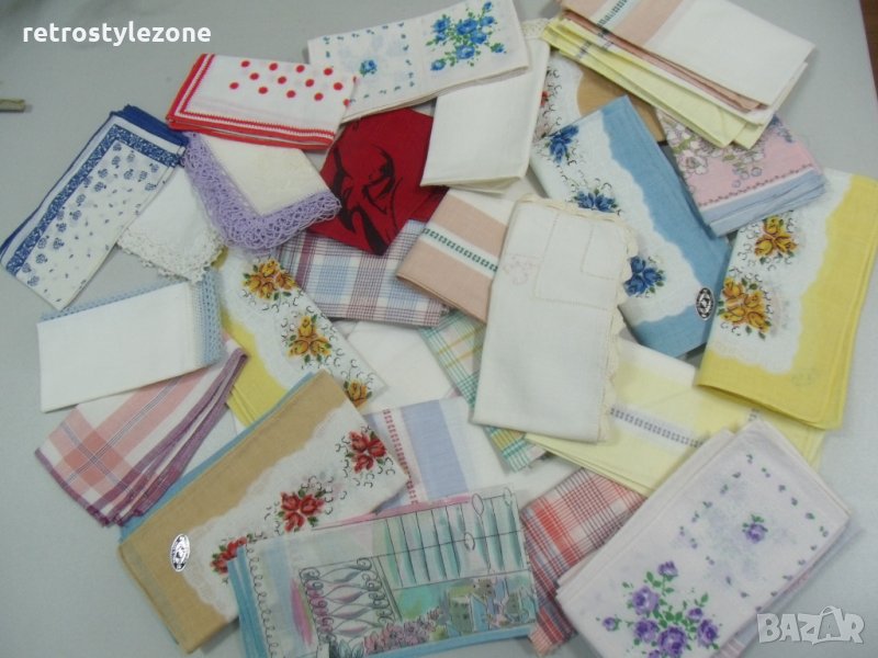 № 5516 стара малка колекция от 34 броя кърпички   - малки текстилни кърпички, снимка 1
