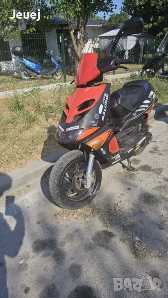Aprilia SR50, снимка 1