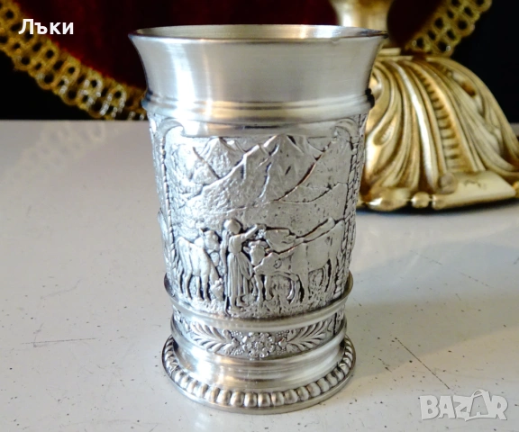 Калаена чаша за ракия с пастирски картини. , снимка 3 - Антикварни и старинни предмети - 54271375