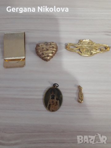 Синджири,медальони,брошки,кръстове, снимка 7 - Колиета, медальони, синджири - 35269262