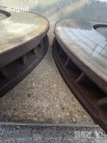 4H0615301 AN Комплект предни спирачни дискове AUDI A8 D4 4.2TDI 351hp, снимка 3 - Части - 52638050