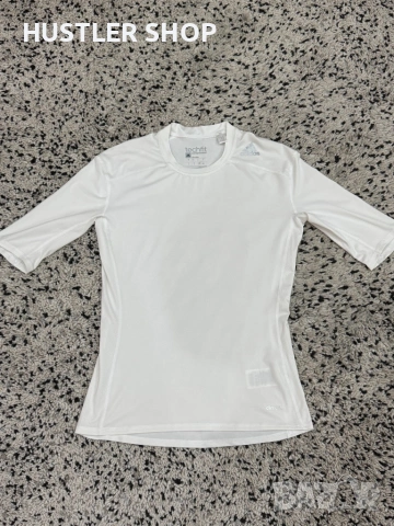Мъжка тениска ADIDAS TECHFIT CLIMALITE. Размер L, снимка 2 - Тениски - 53219123