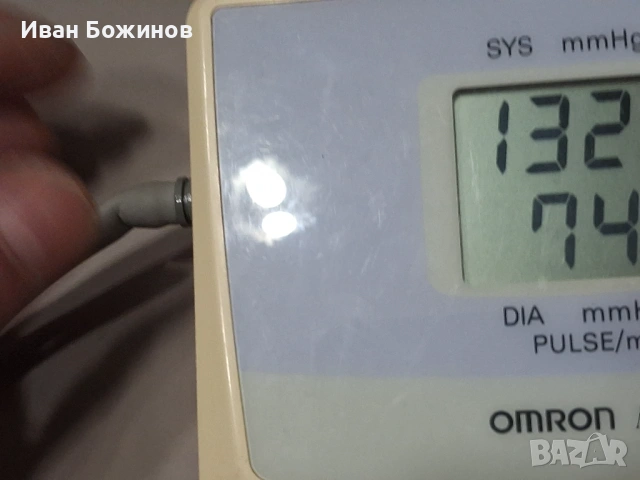 Апарат за кръвно OMRON, без маншет., снимка 2 - Уреди за диагностика - 53102231