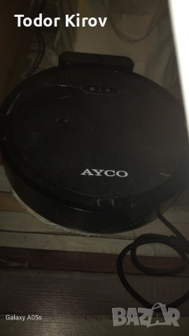 Робот прахосмукачка Айко с функция за бърсане