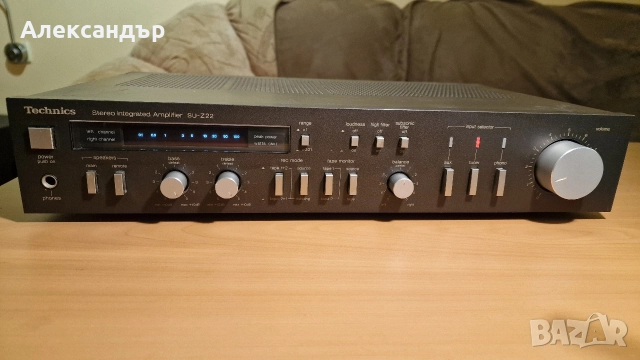 Стерео усилвател Technics