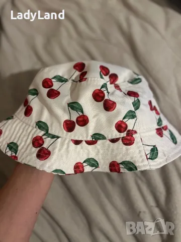 Шапка “идиотка”