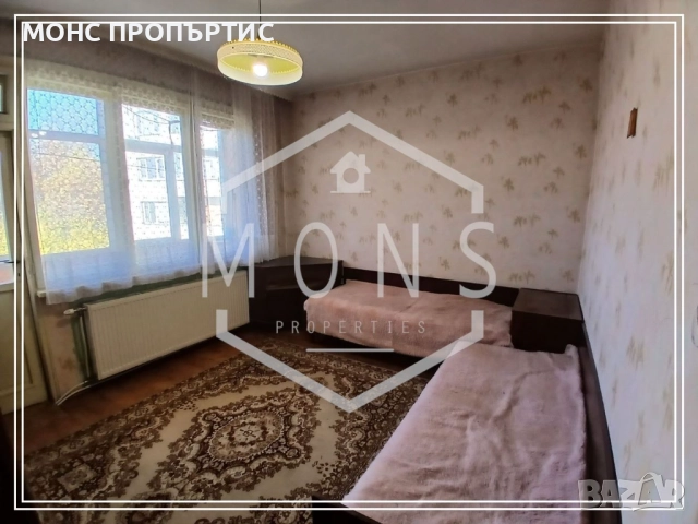 Просторен тристаен апартамент в централната част на гр. Севлиево., снимка 5 - Апартаменти - 52523656