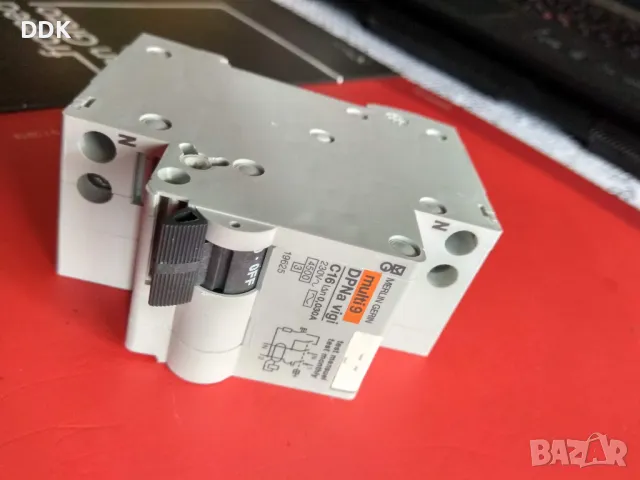 Автоматичен прекъсвач Шнайдер, снимка 6 - Други машини и части - 49894113