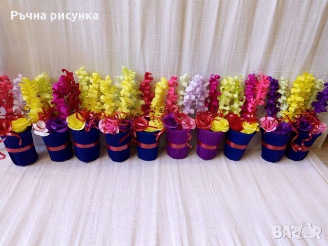 Вазичка с цветя, снимка 1 - Изкуствени цветя - 30252414