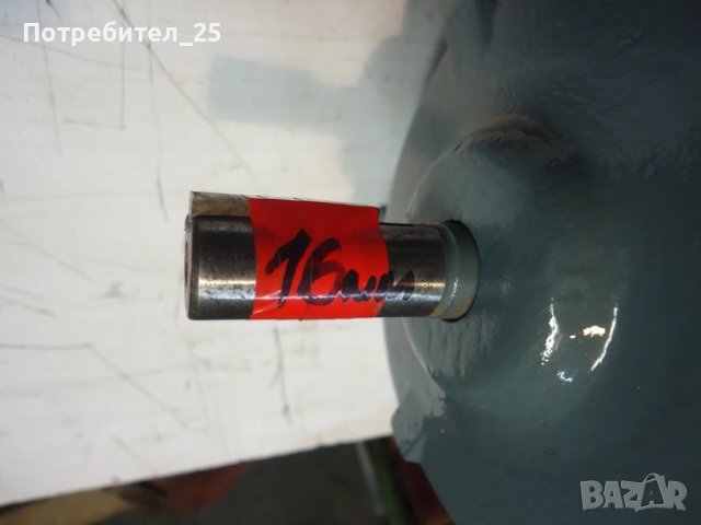 Трифазен ел.мотор 400W - 1400 об/м., снимка 3 - Електродвигатели - 50957790