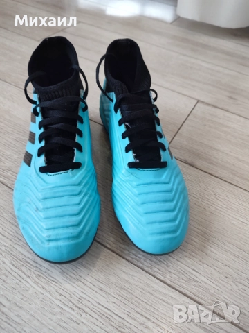 Бутонки Adidas Predator със чорап.Леки и удобни номер 37.5, снимка 10 - Футбол - 52348739