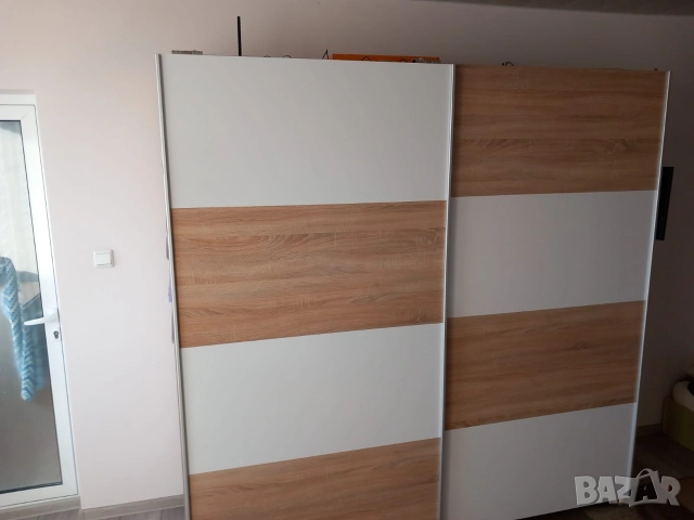 Гардероб с плъзгащи врати, снимка 7 - Гардероби - 52952482