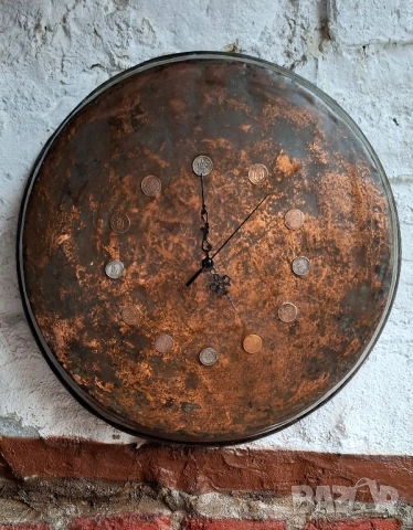 ЧАСОВНИК С ИСТОРИЯ: БАКЪРЕНА ТАВА И БЪЛГАРСКИ ЦАРСКИ МОНЕТИ