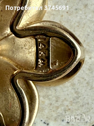 Златна висулка Плумерия с диамант , снимка 4 - Колиета, медальони, синджири - 54013721